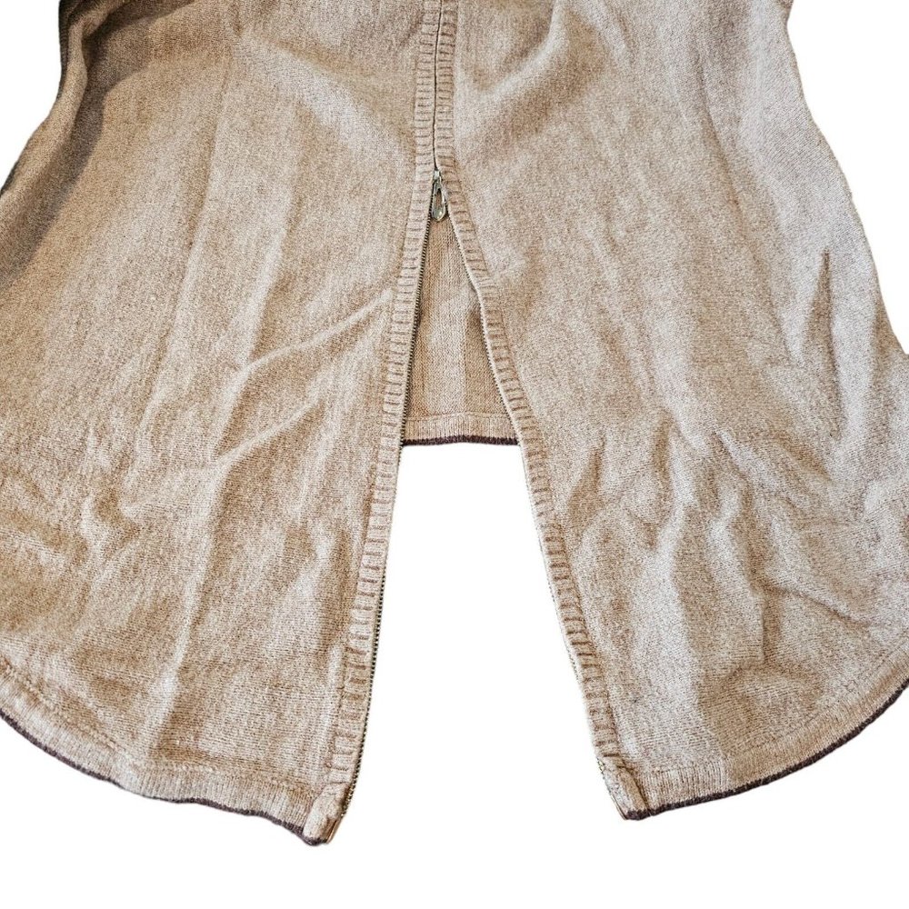 Womens Medium Brunette Portrait Cream Knit Sweater Rear Zipper 3D Embellished - Picture 5 of 13